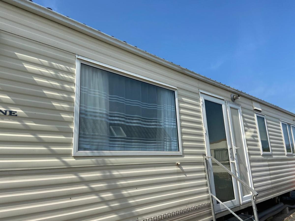 Lake District Static Caravan Lakeside Cumbria Милом Экстерьер фото